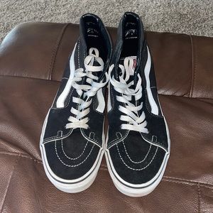 unisex mens 7.5 womens 9 black high top vans